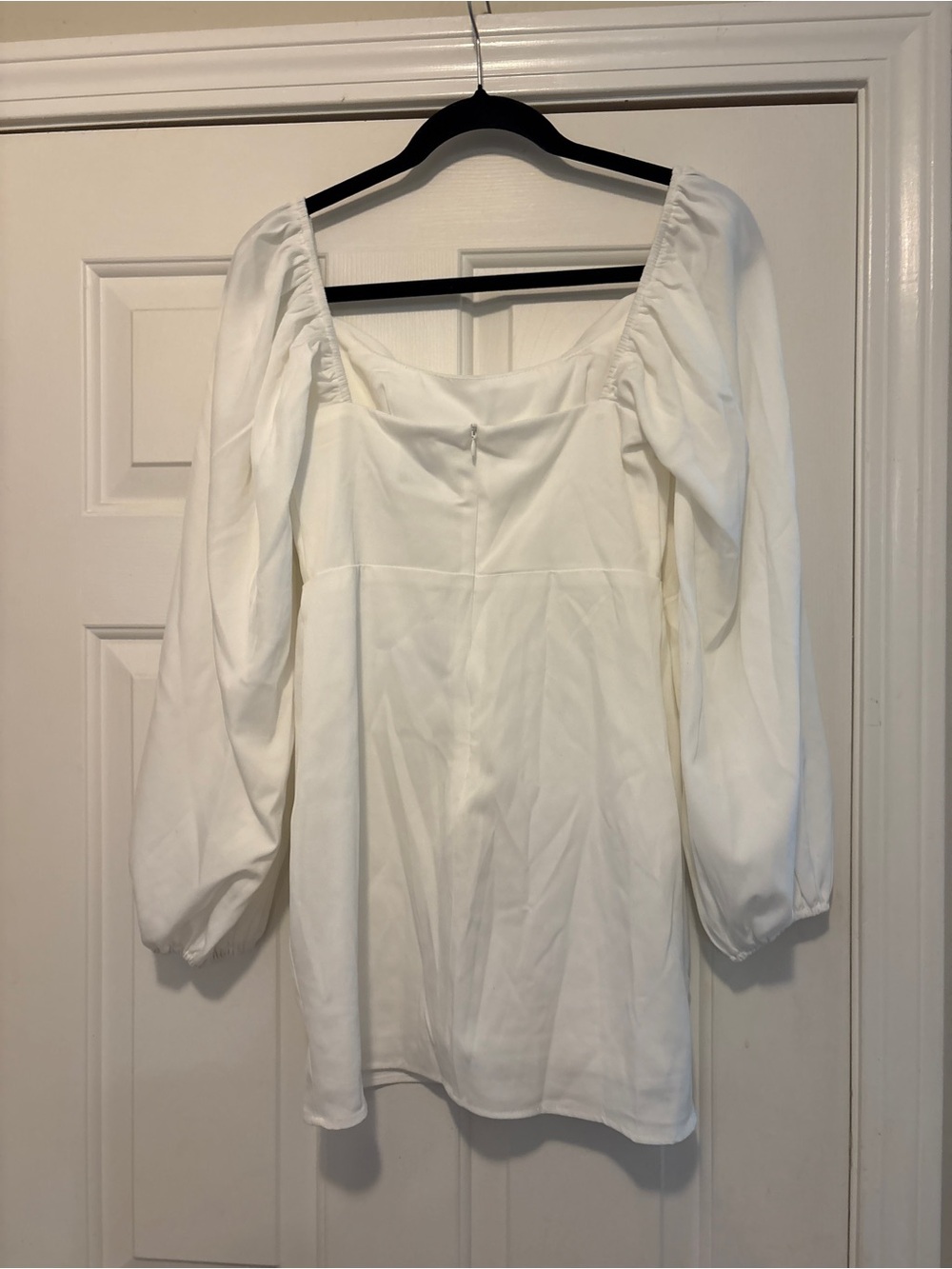 NEW! Princess Poll White Elastic-Cuff Lightweight white long sleeve mini dress 6